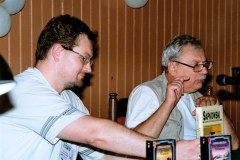 Andrzej-Sapkowski-w-trakcie-spotkania-z-fanami-fot.-Piotr-Derkacz