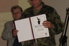 wzruszony-laureat-fot-szymon-soko