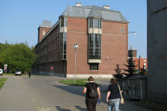 Glowny-budynek-fot.-Szymon-Sokol