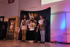Zdjecie-z-laureatami-fot.-Bartosz-Piotrowski