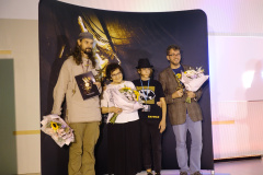 Zdjecie-z-laureatami-fot.-Marcin-Klak